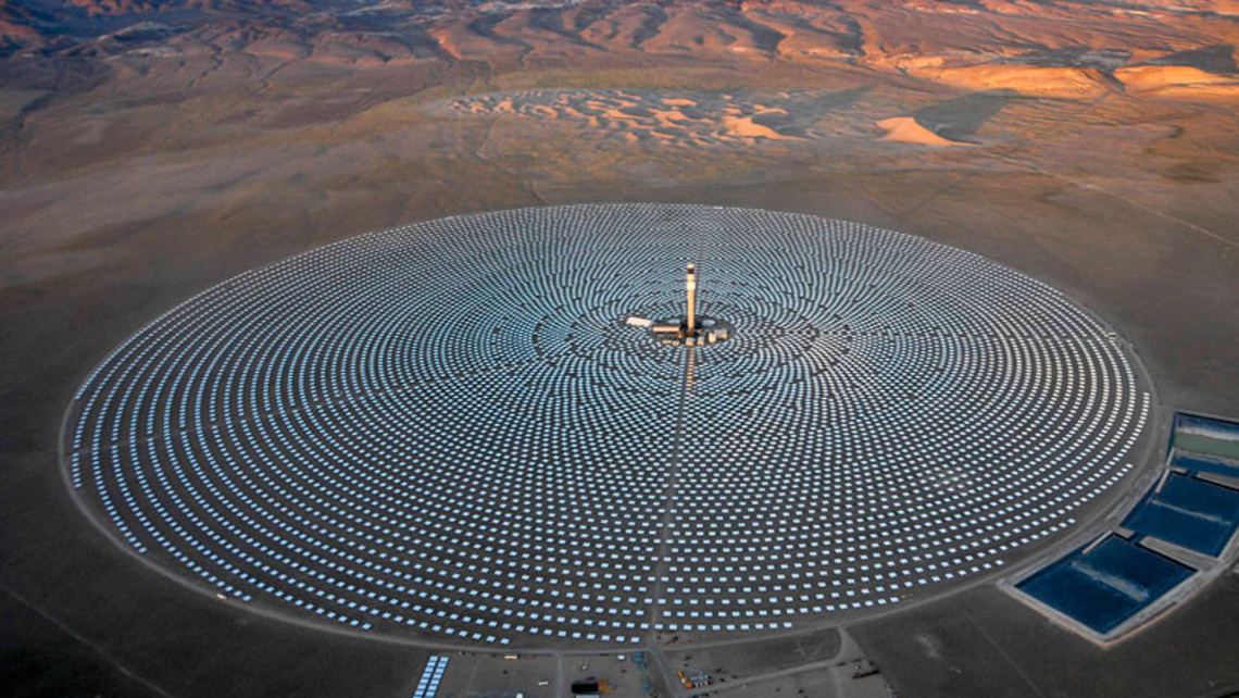 Test at Tonopah solar project ignites hundreds of birds in mid-air